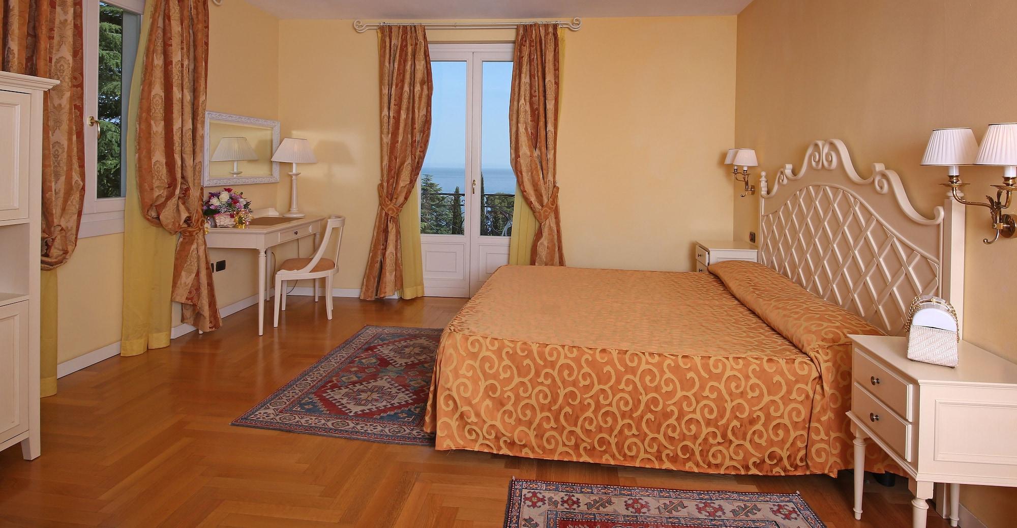 Villa Sofia Hotel Гардоне-Рив'єра Екстер'єр фото