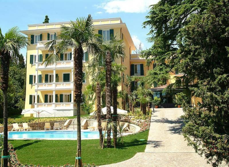 Villa Sofia Hotel Гардоне-Рив'єра Екстер'єр фото