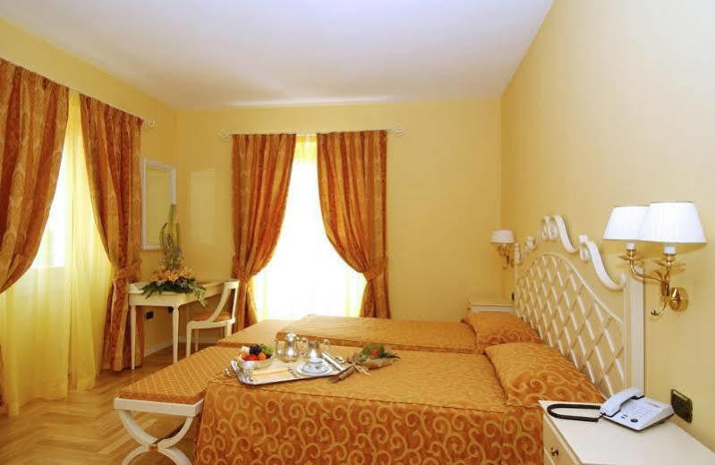 Villa Sofia Hotel Гардоне-Рив'єра Екстер'єр фото