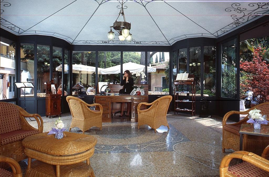 Villa Sofia Hotel Гардоне-Рив'єра Екстер'єр фото